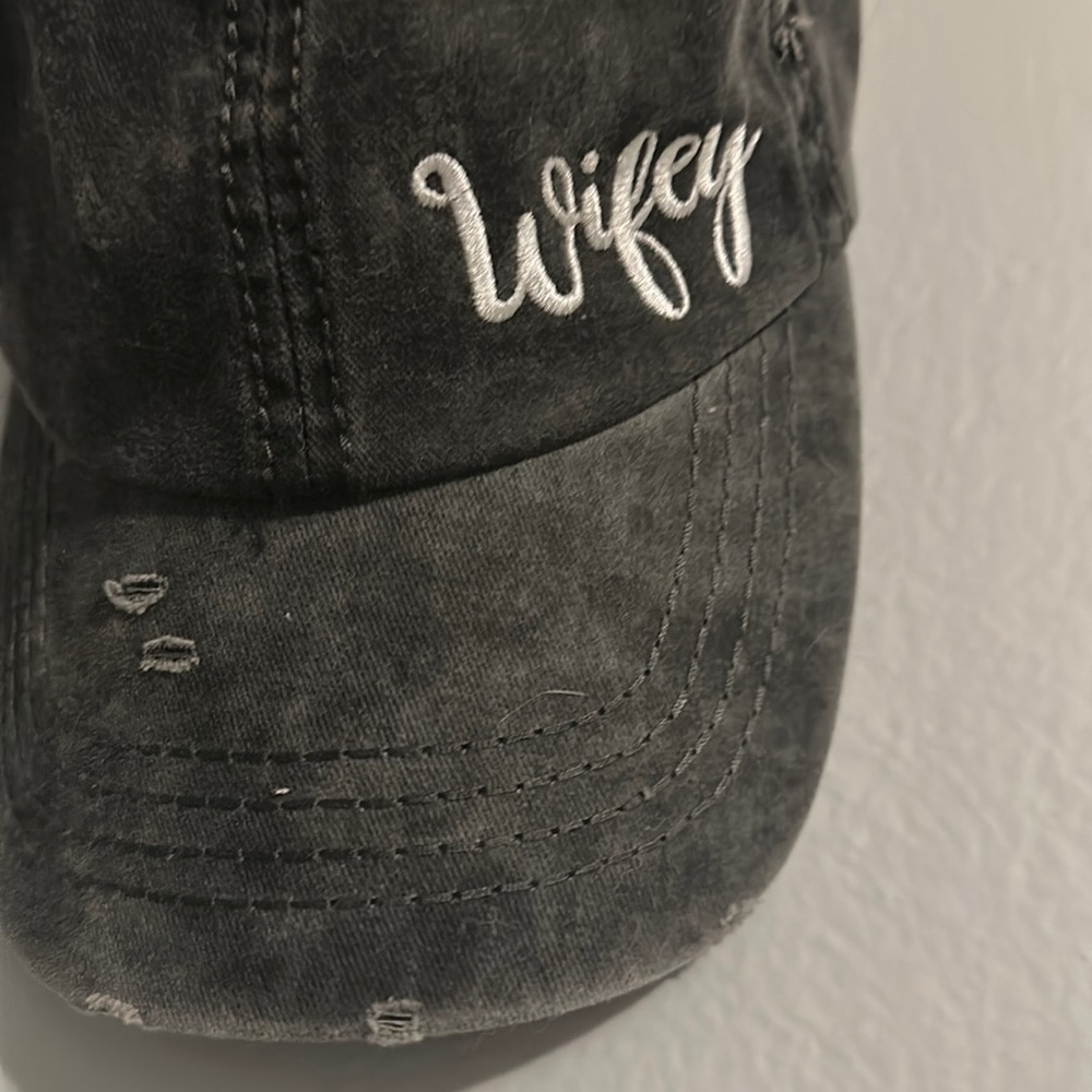 "Wifey" ball cap